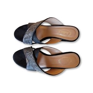 Italina Sparkle Wedges NWOT